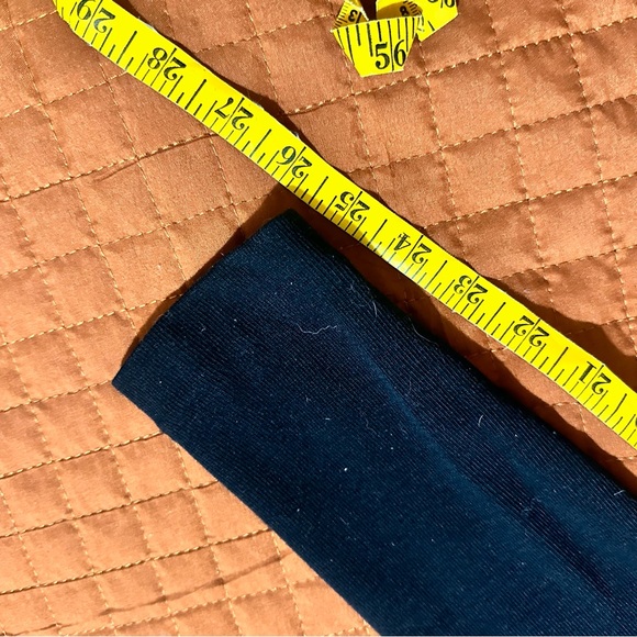 Two pairs of Sm/Med Thick High Waist Homma Leggings - Picture 8 of 8